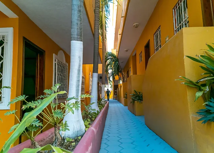 Beach House Hotel