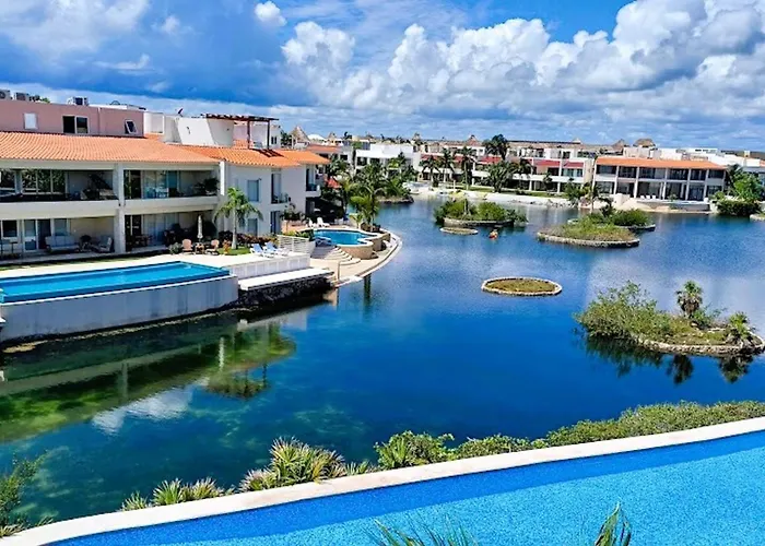 Bay Blue 2Br On The Lagoon Next To The Beach