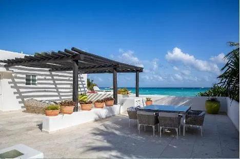 Xaman Ha Beach House- Steps From The Beach!