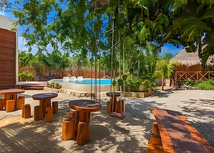 Stunning 6 Private Villas & Ph /Wifi/Ac/Pool/Gym.