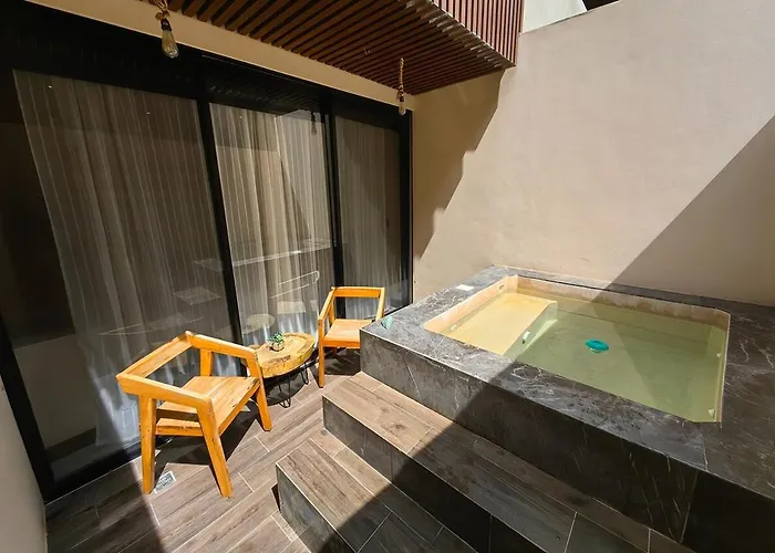 Chic Studio Private Pool & Beach Club Access