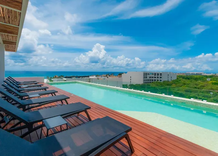 1 Bedroom Condo With Pool - Bahay #504