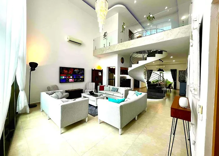 Spectacular Private House