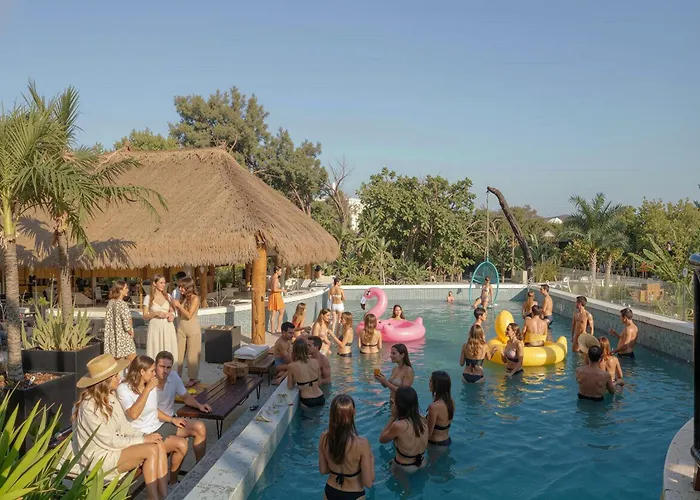 Mayan Monkey Tulum - Social Hostel (Adults Only)