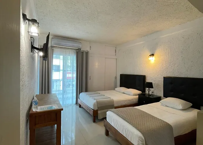 OYO Hotel Dos Mundos