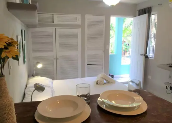 Apartment & Studio 28