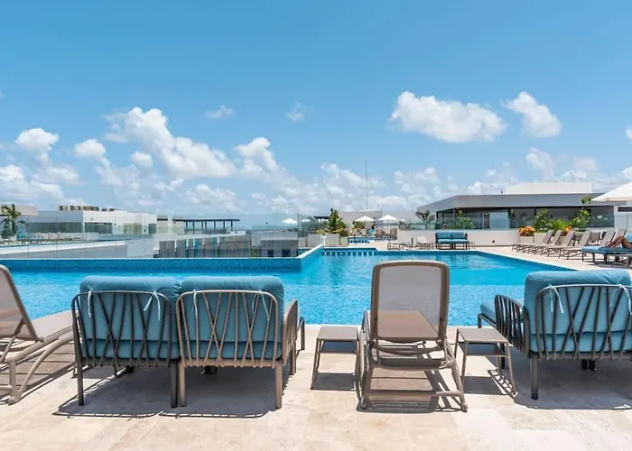 Chic 2Br In Exclusive Building