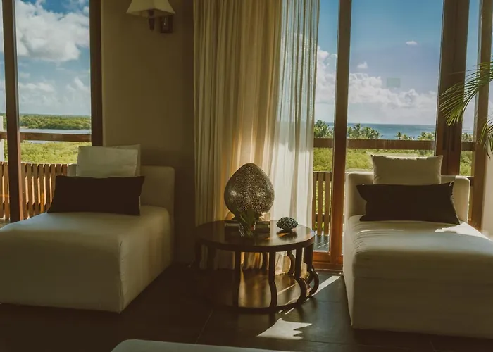 Treetop Haven Suite
