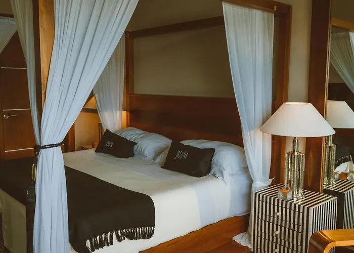 Coral Breeze Retreat