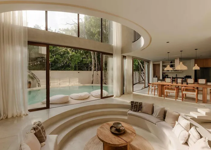 Jungle Villa For 16 - Dual Pools & Fire Pit