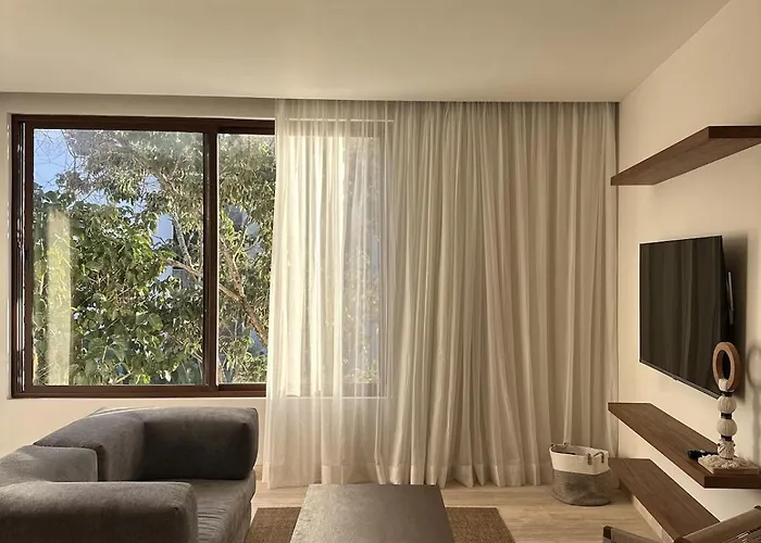 Penthouse In La Valeta With Rooftop & Plunge Pool