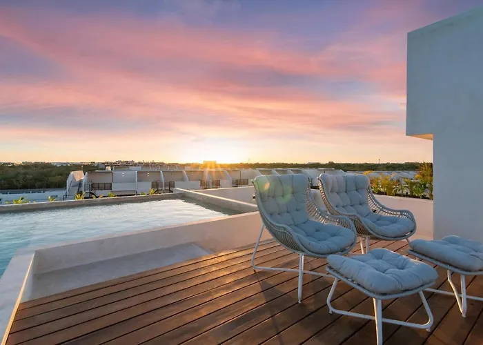 Penthouse With Private Plunge Pool - 2 King Suites