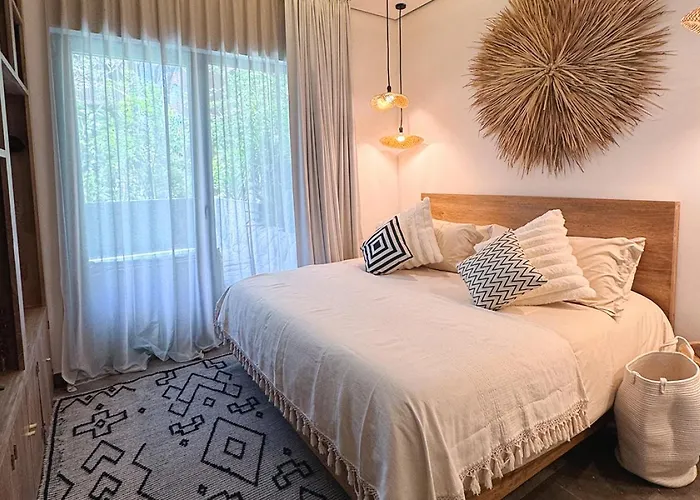 New 2Bdr Unit Step Away From Caribbean Beaches