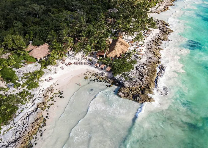 Casa Agape Boutique Hotel Rooftop Pool & Beach Club Access