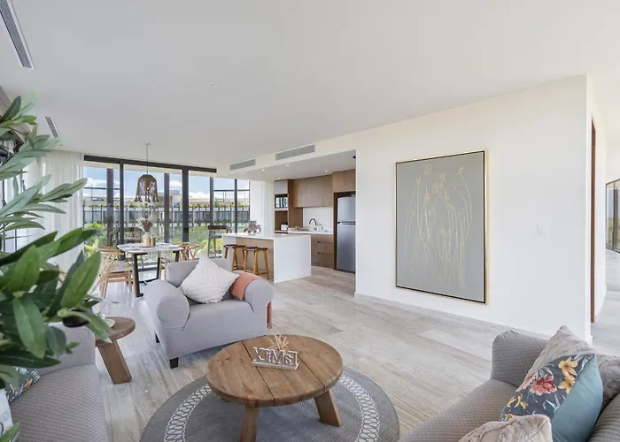 Luxurious Accommodations At Mistiq Temple II Loft And Penthouse