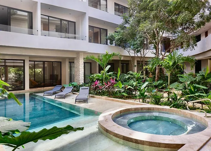 Narai 2Br Rooftop Pool & Jacuzzi