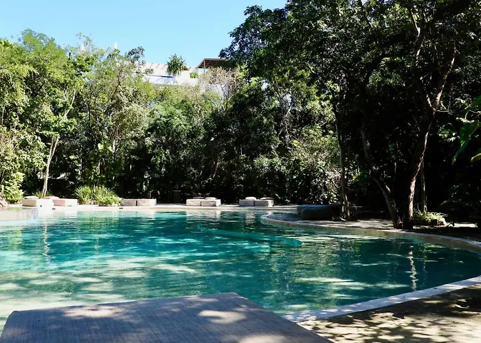 New! Yaxxlum 2Br, Pool, Jacuzzi Hotube Heushaven