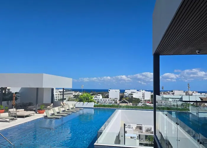 Playa'S Golden Area -- Casa Omega 2Br 2Ba Tropical Retreat, Beach, Infinite Pool, Gym