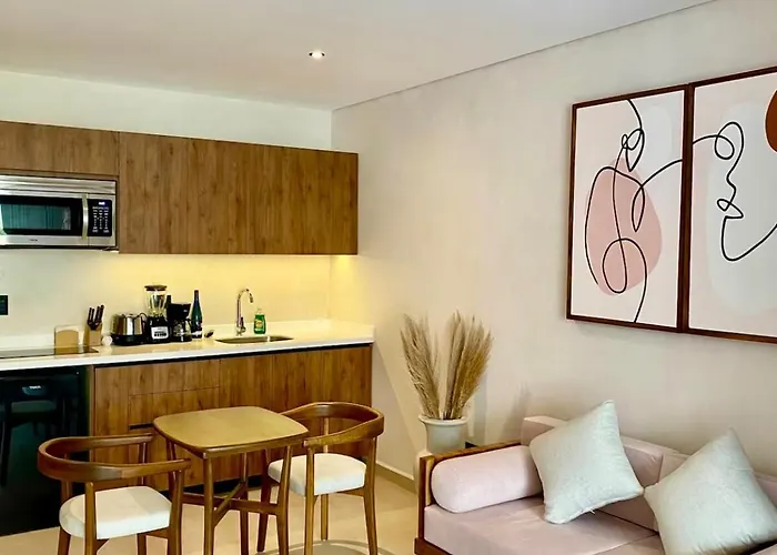 Studio Private Jacuzzi 5 Min From The Beaches