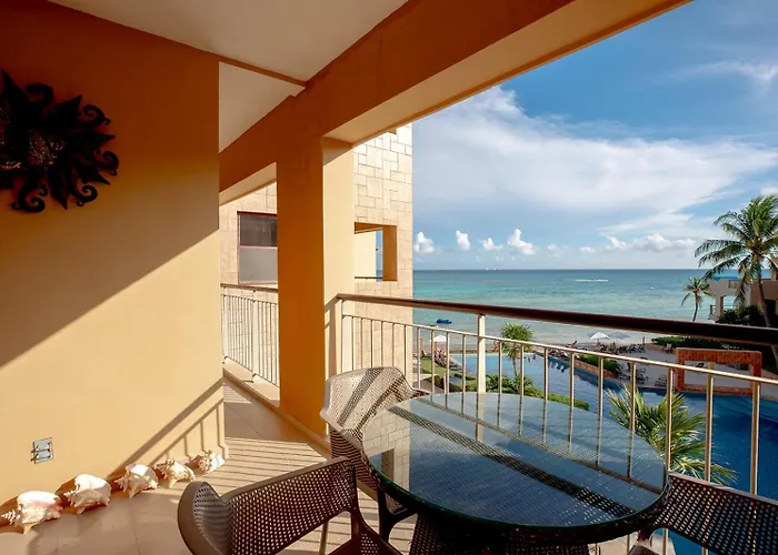 Oceanfront El Faro Surf 302
