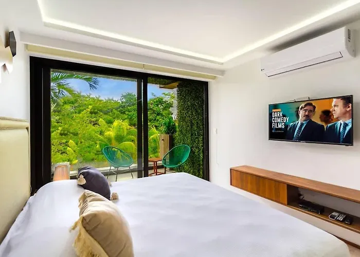 Studio With Ac Pool Gym, Rooftop View 100Mb Wifi