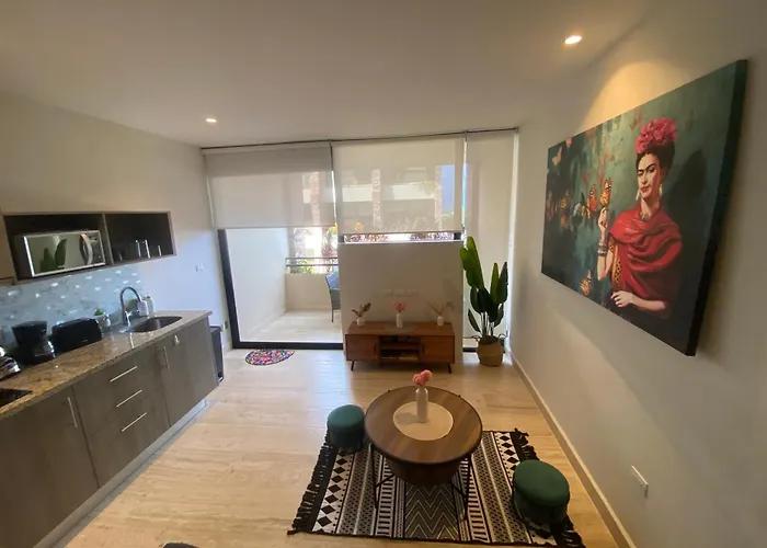 Luxury Studio Rooftop,Pool,Gym,Wifi,Close To Beach
