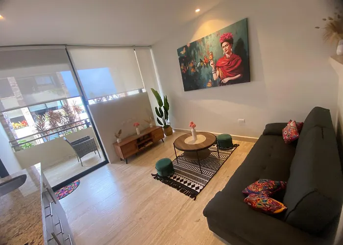 Luxury Studio Rooftop,Pool,Gym,Wifi,Close To Beach