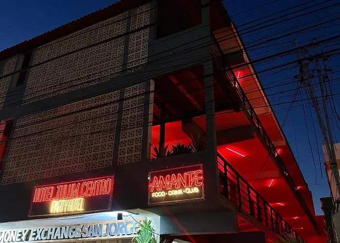 Hotel Tulum Centro, Party Hotel