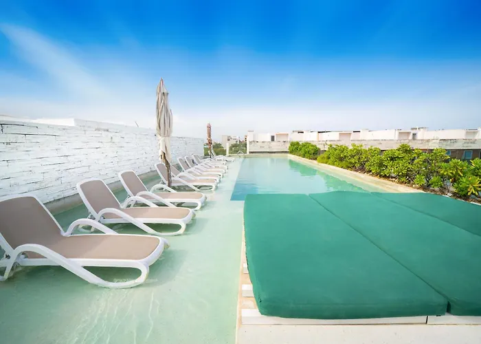 Central 2Br I Rooftop Pool - Walk To 5Th