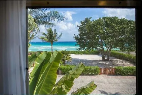 Xaman Ha Villa 14- Playacar- Phase I