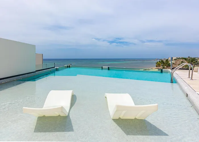 Right On The Beach, Gym, Location, Private Plunge