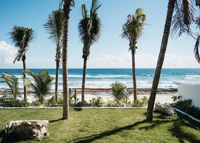 5Br Exclusive Beachfront Villa With Pool In Tulum