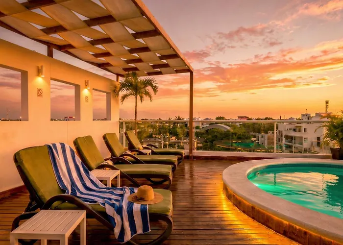 Boutique Romantic&2 Bed Suites, Playa Base, Pool, Beach&La Quinta 7 MIns, Kitchen, AC