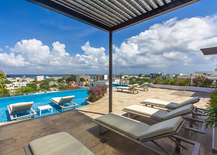 Stylish Studio Near 5Th Avenue With Ocean Views