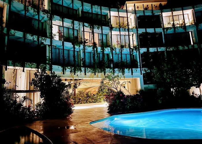 Sunloft Premium Jardin Privado 6P