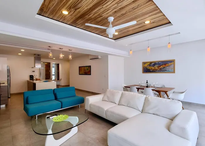 Icono 301 By Booking Guys Riviera