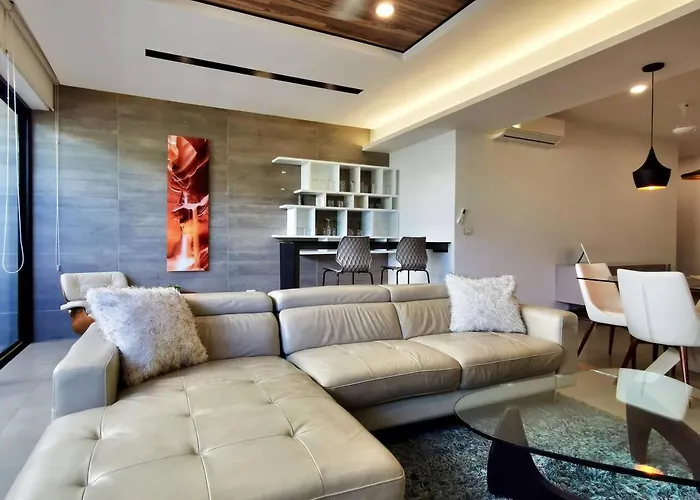 Icono 103 By Booking Guys Riviera