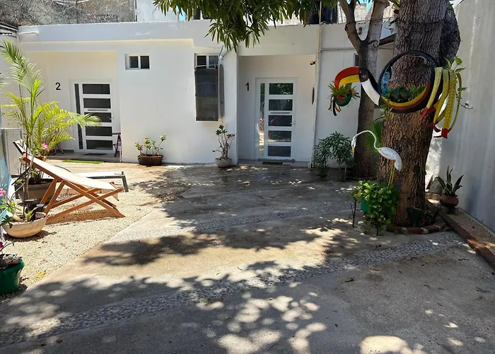 Bonito Alojamiento A Dos Calles Del Mar
