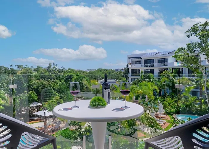 Spectacular Studio In Resort Complex, Pool, Gym