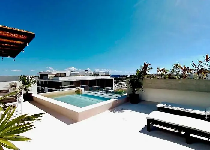 Central 40, 2 Bdr Penthouse, Jacuzzi Privado