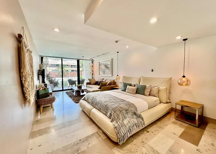 1 Bedroom Perfect For Couples! A Few Steps From The Sea