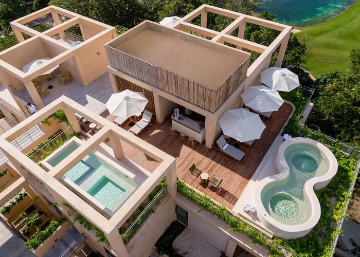 Corasol 2 Bedroom Condo In Playa Del Carmen Beach Club Access 7 Min To Beach Pools Gym Golf