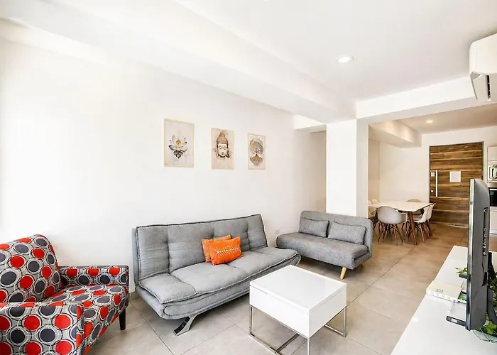 Icono 208 By Booking Guys Riviera