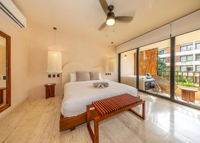 Peaceful Studio Retreat With Hot Tub And King Bed