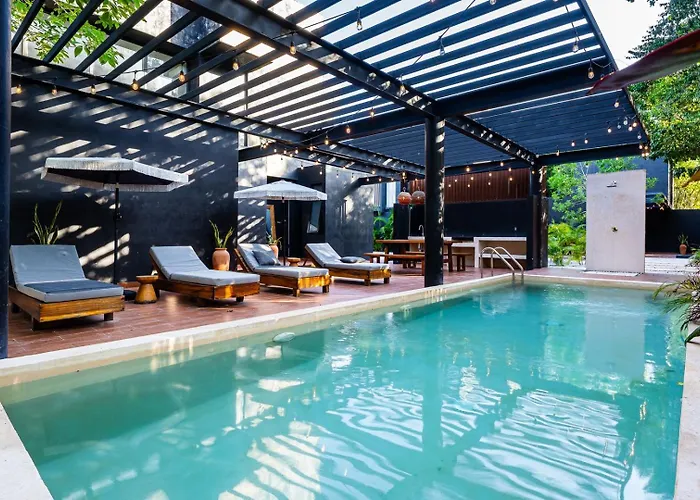 Casa Naya - 2 Pools, Near Beach, Vip Concierge