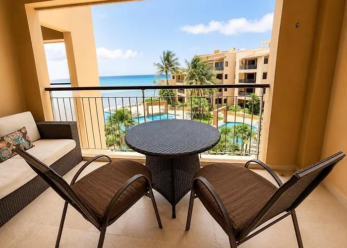 Exotic 1Br Oceanfront Condo 3Rd Floor At El Faro By Dpm