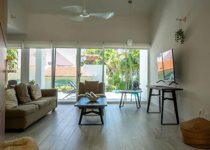 3Br Casa Matuk I Steps From Spectacular Beach I Private Pool