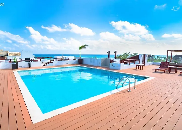 2Br Ground Floor Condo - Casa Del Mar 103