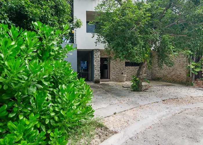 Villa Mayas