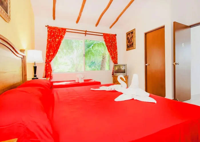 Playacar - Executive Budget Room With Swimming Pool Air Conditioning And Parking